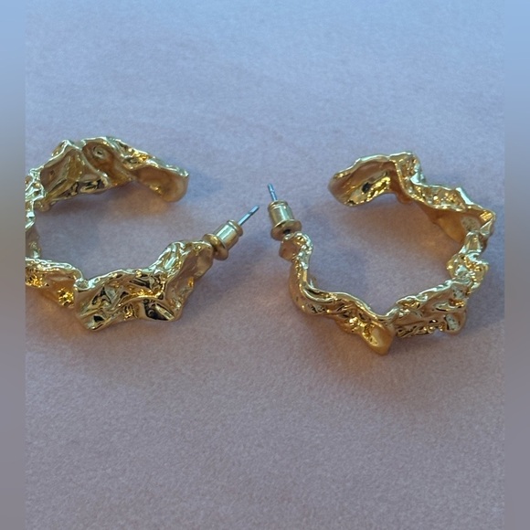 Amber Sceats 24k gold plated post hoop earrings. - Picture 3 of 5